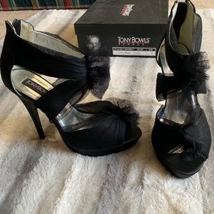 Tony Bowls Shoes only worn once SZ 8